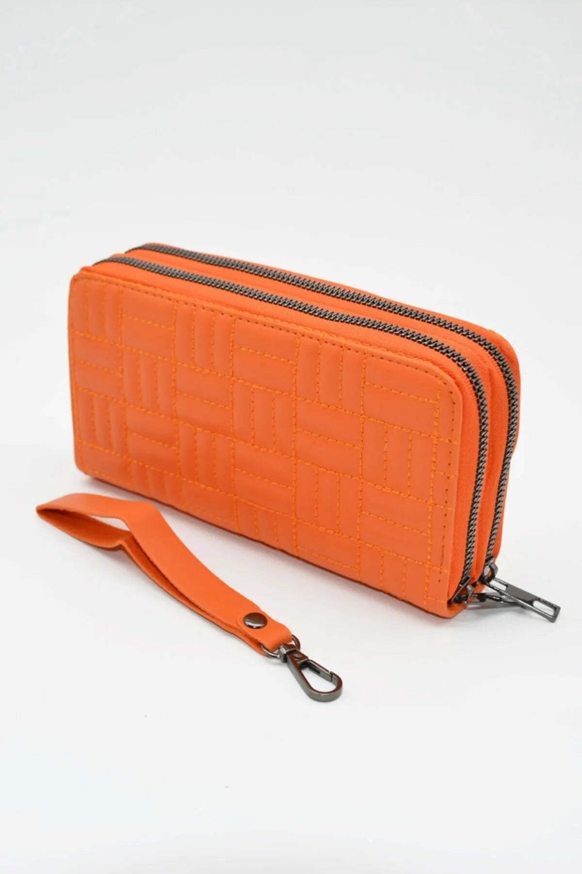 Women's Quilted Stitch Double Zipper Wallet