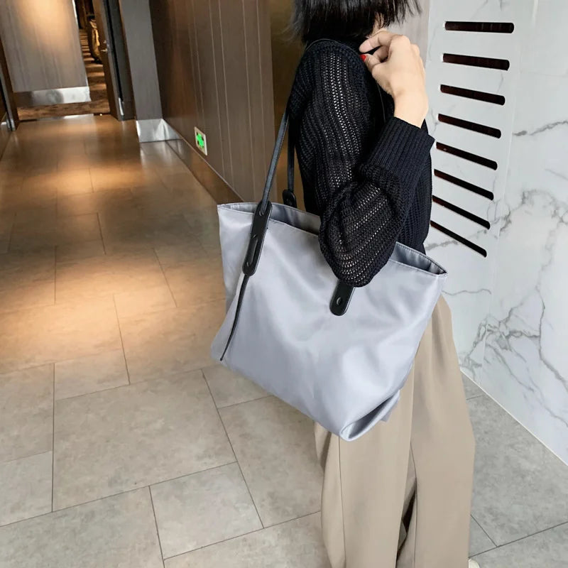Women's Shoulder Bag College Style Waterproof Nylon Handbags Zipper Tote