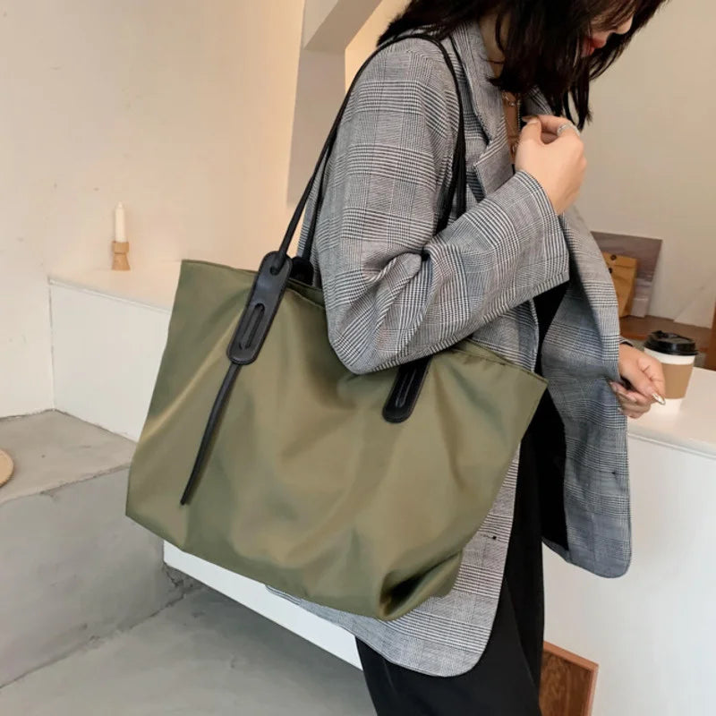 Women's Shoulder Bag College Style Waterproof Nylon Handbags Zipper Tote