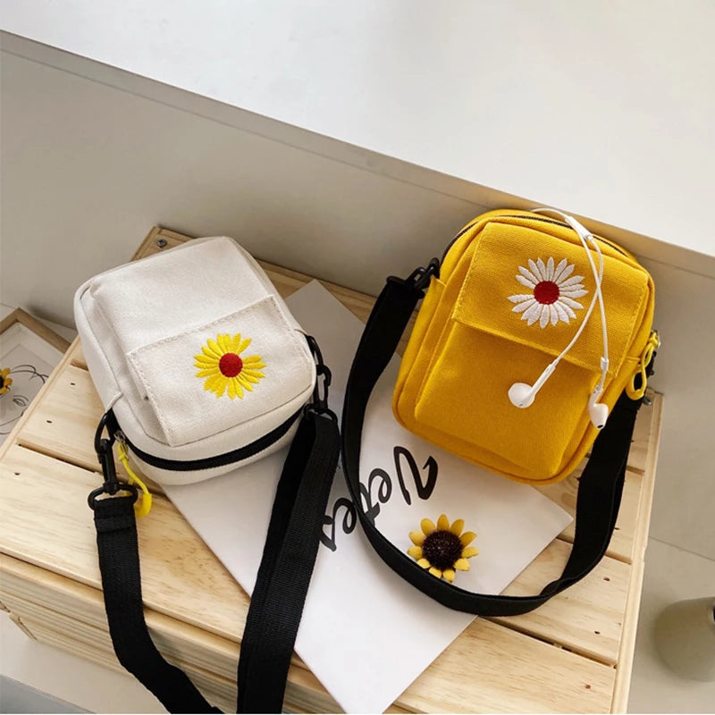 Women's Daisy Canvas Shoulder Bag Casual Handbag
