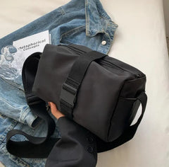 Women's Large Capacity Nylon Waist Bag Single Shoulder Cross Body Fitness Bag