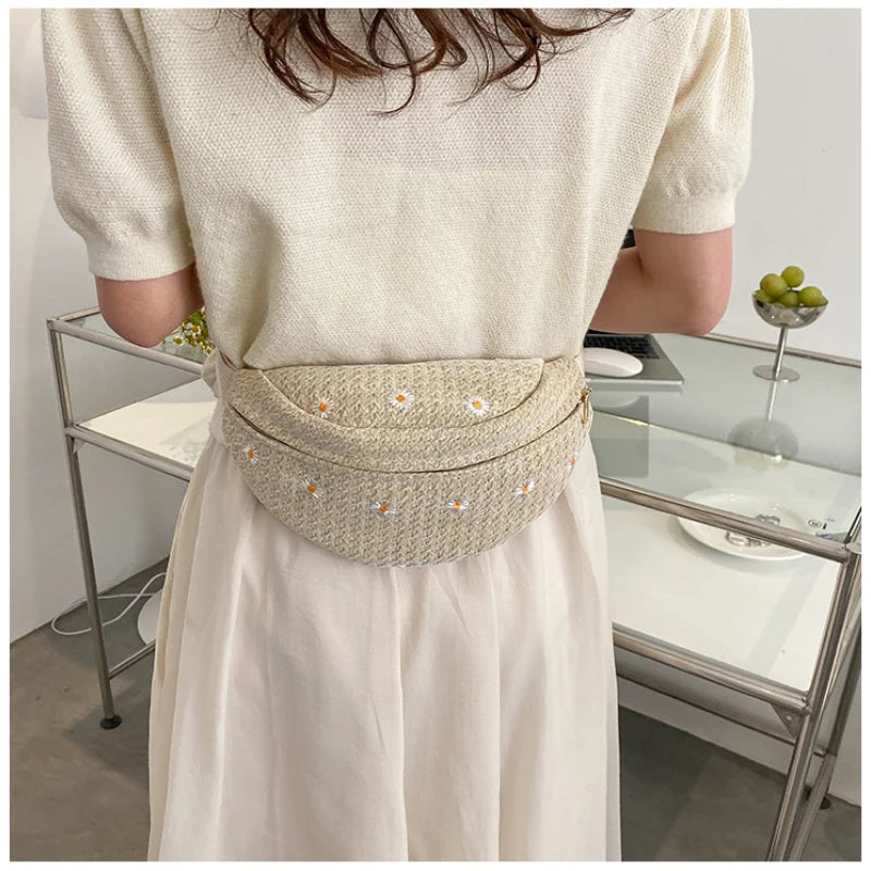 Straw Woven Waist Bag for Women Summer Fanny Pack Phone Crossbody Chest Bag