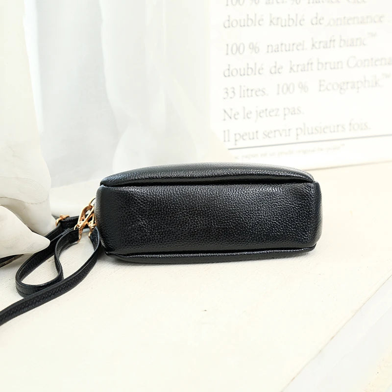 Retro Shoulder Bag Multi-layer Diagonal Large Capacity Messenger Female Bag