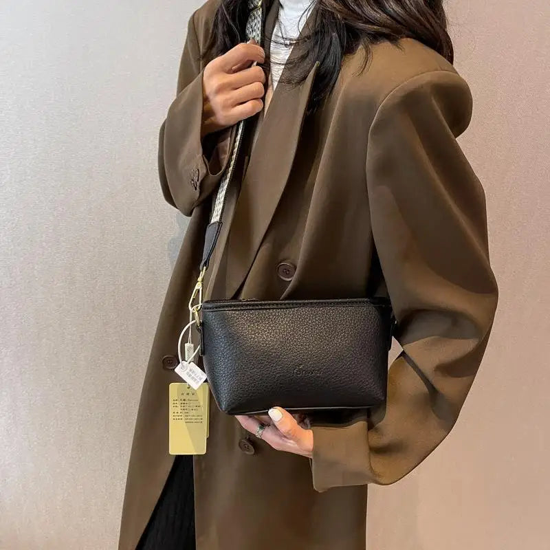 Vintage Women's Chest Bag Casual Outdoor Shoulder Waist Bag