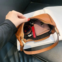 Women's Retro Underarm Hobo Handbag Casual Crossbody Bag