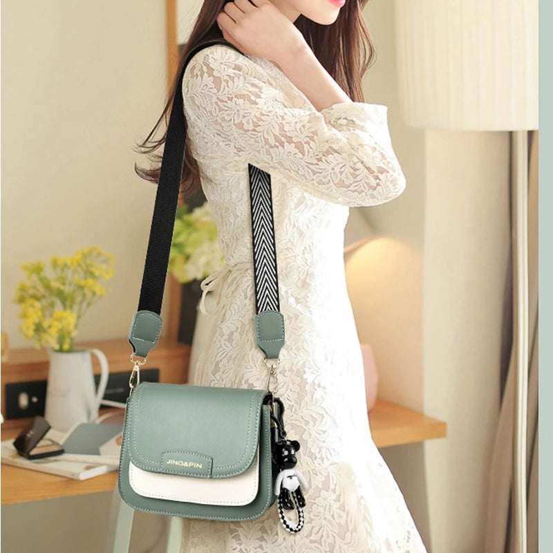 YIZHONG Leather Bear Pendant Shoulder Bag Crossbody Bags for Women