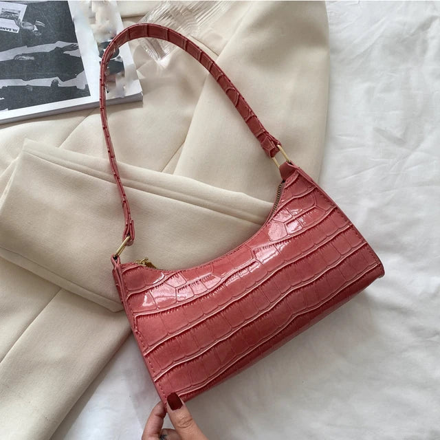 Thick Chains Shoulder Bag Quilted Texture Underarm Bag