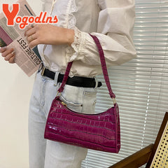 Thick Chains Shoulder Bag Quilted Texture Underarm Bag