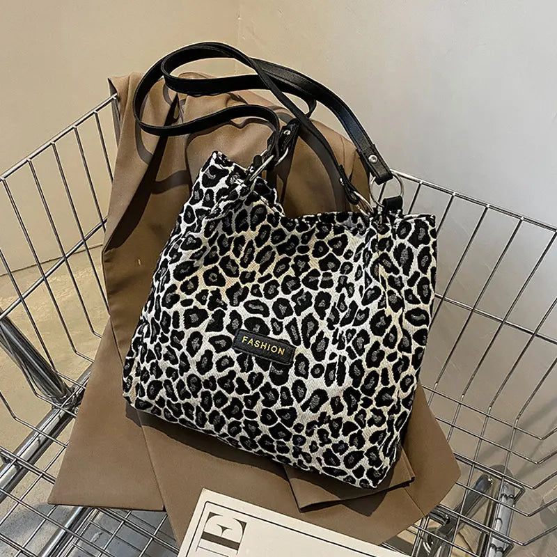 Leopard Shoulder Bag Reusable Shopping Bags Underarm Pack Casual Tote