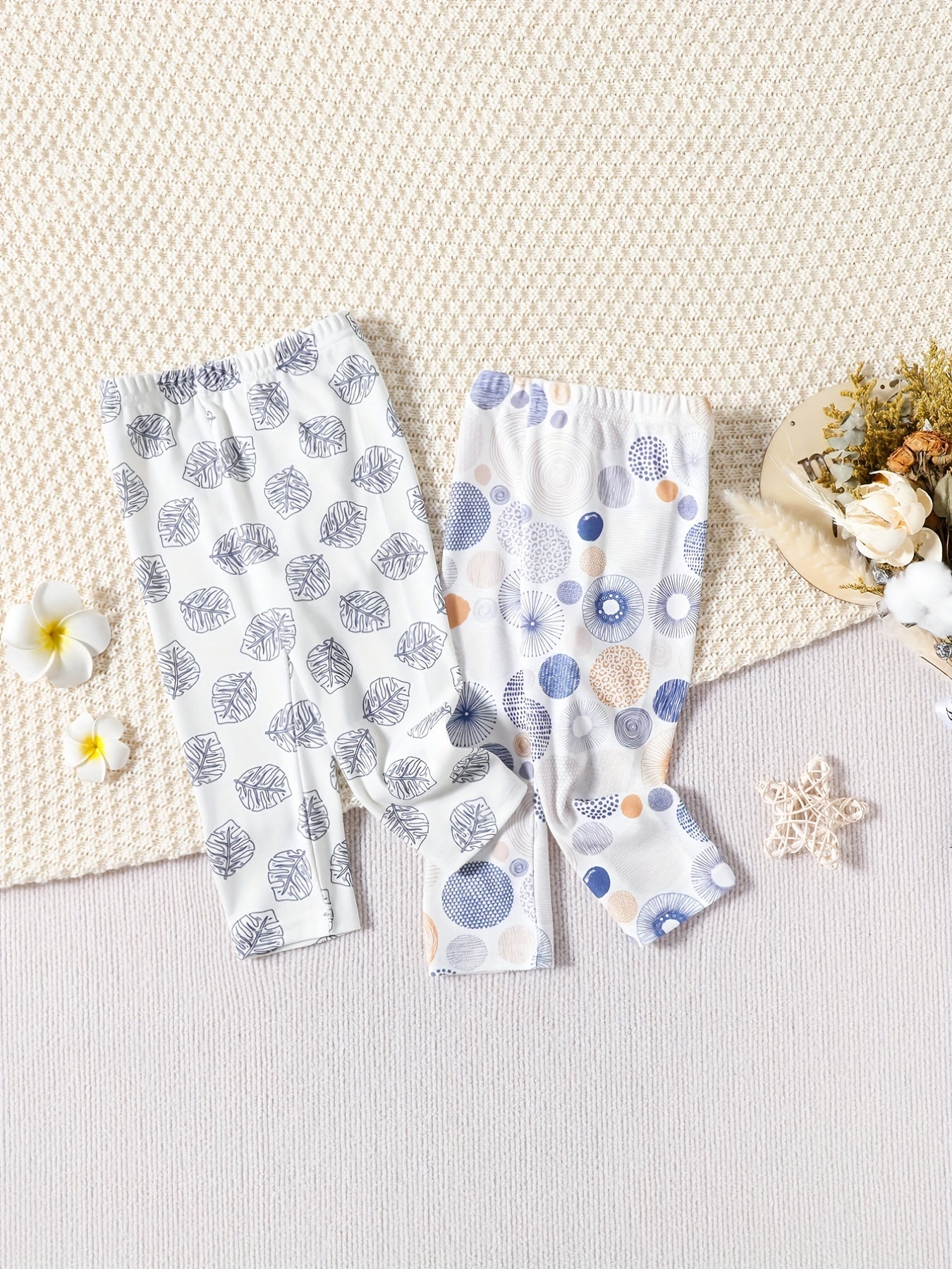 2pcs Geo Leaf Print Toddler Leggings Slim Fit Outwear
