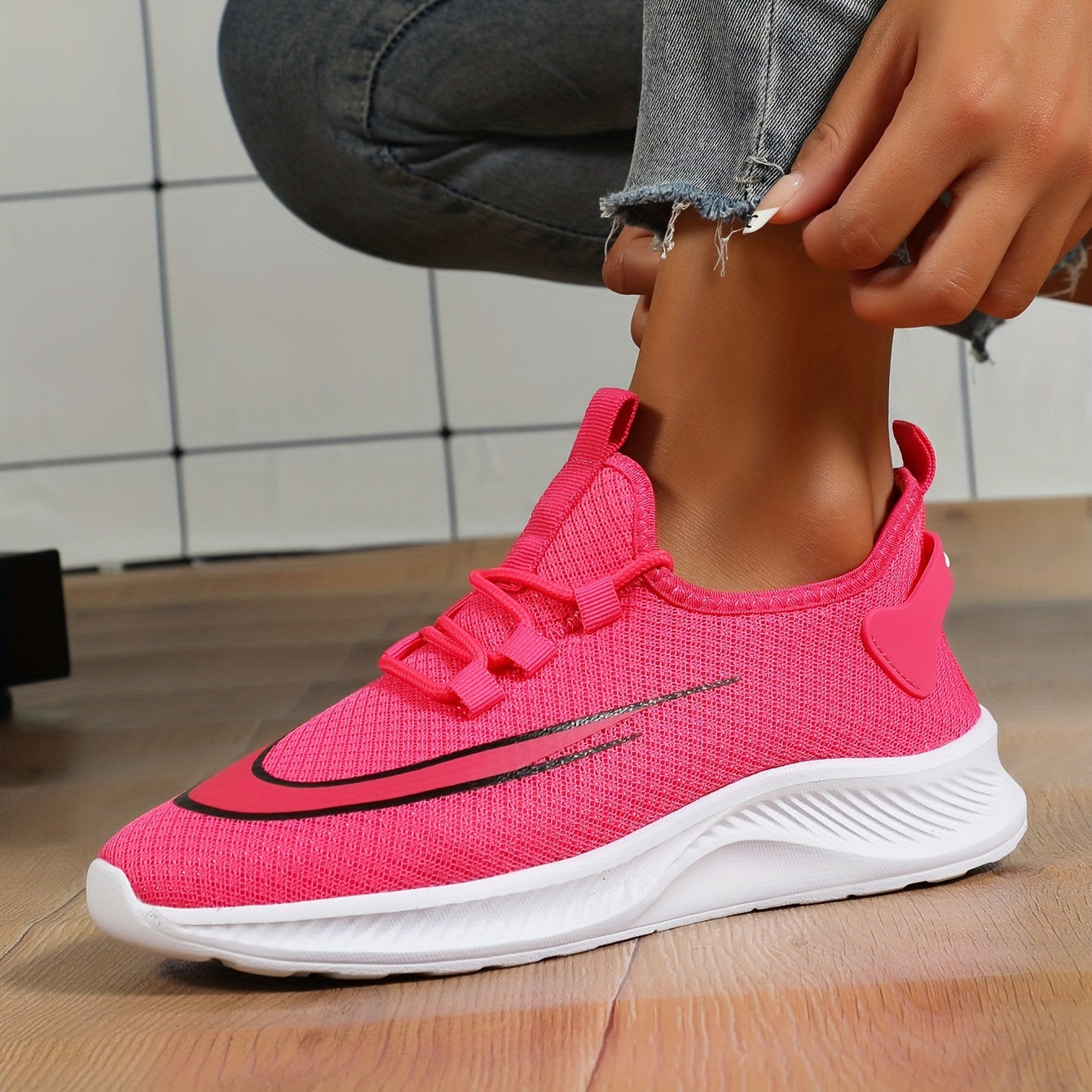 Women's Lace Up Running Shoes Breathable Athletic Sneakers