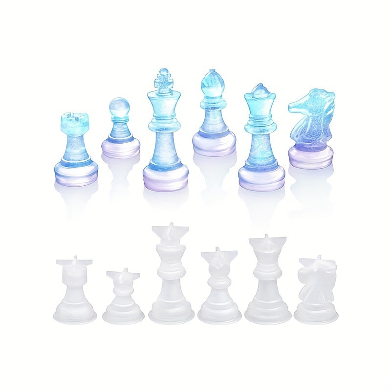 16pcs Chess Piece Resin Silicone Mold Kit