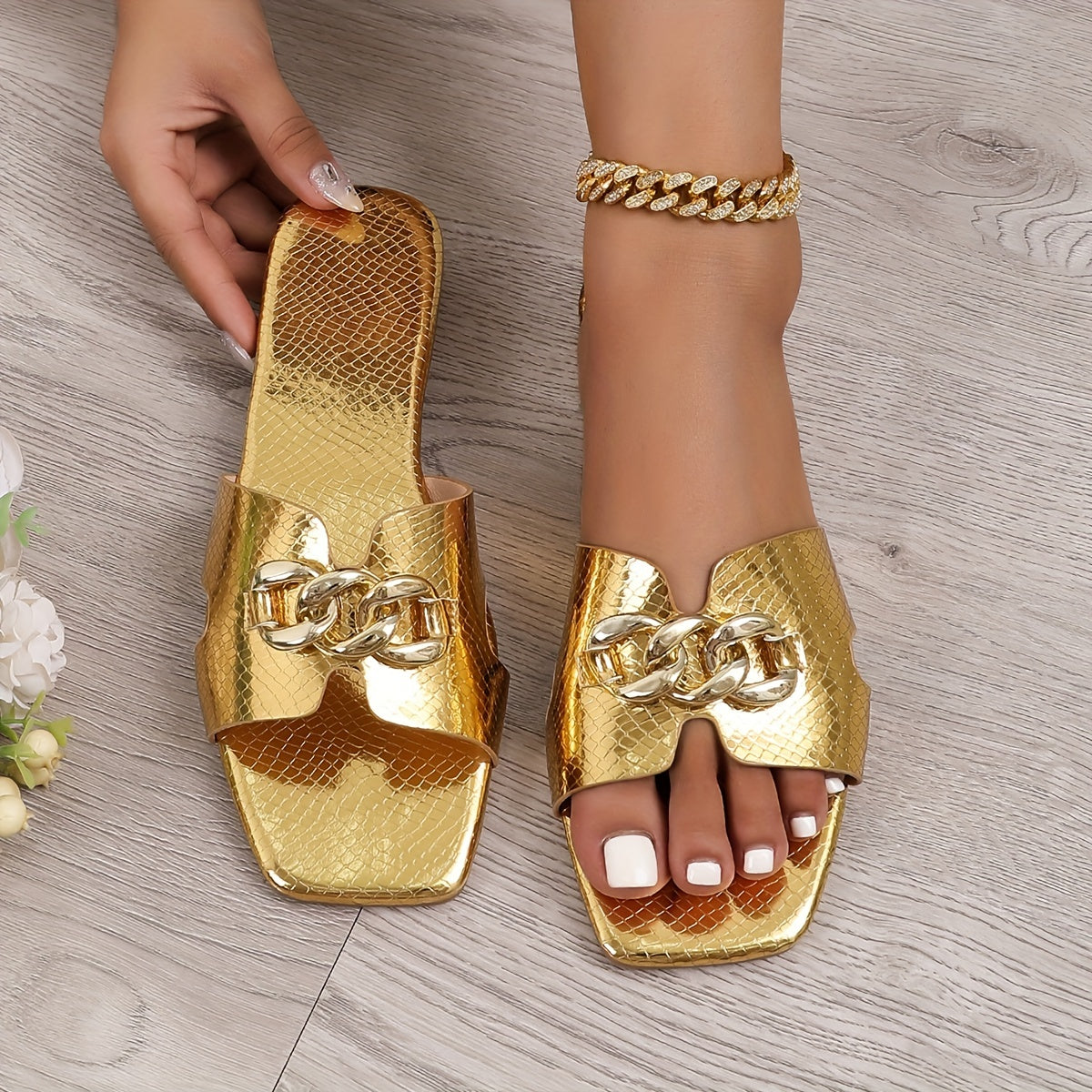 Women's Metallic Chain Decor Sandals Square Toe Slip On Non-slip Slides Shoes