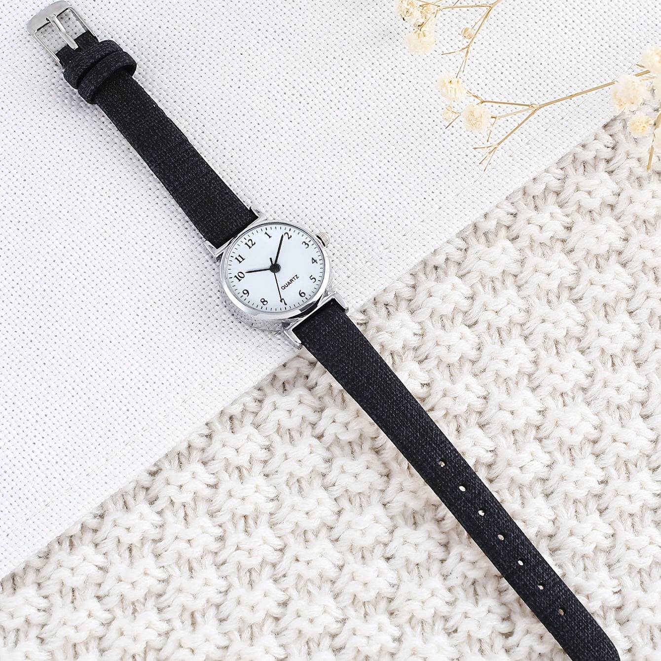 Minimalist Quartz Watch PU Strap Round Dial Daily Wear