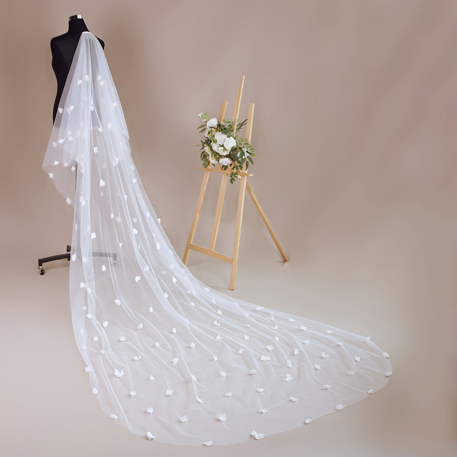 Romantic Floral Bridal Veil with Comb Double Layer Long Train