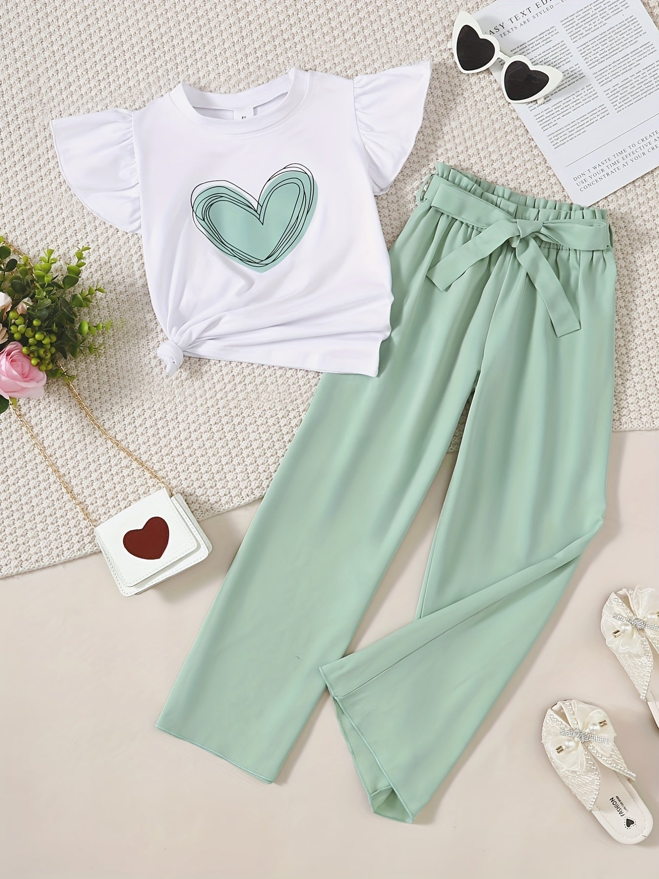 Girls Heart Print Ruffle Short Sleeve T shirt & Pants 2pcs Bow Belt