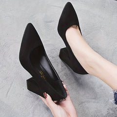 Women's Classic Pointed Toe Court Pumps