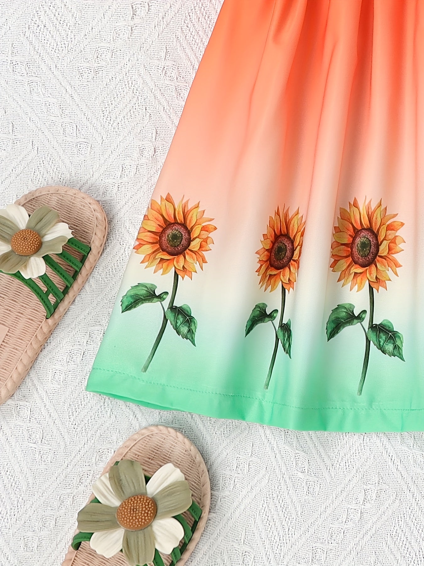 Girls Ombre & Sunflower Graphic Flying Sleeve Casual Dress