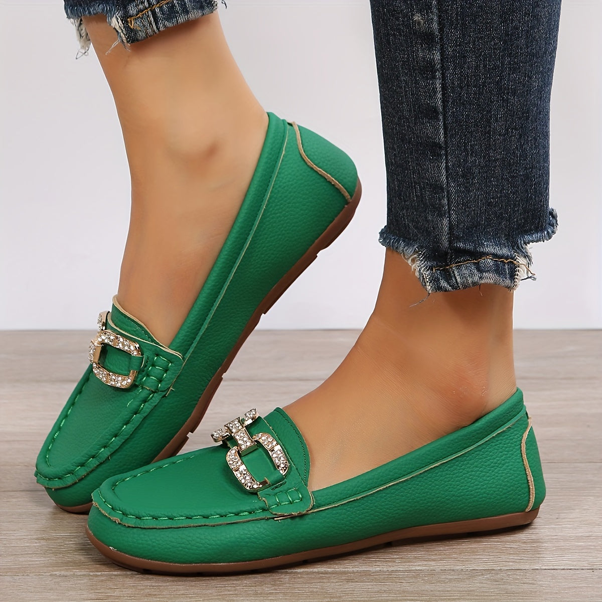 Women's Chain Decor Flat Loafers Slip On Soft Comfy Lightweight Daily Shoes