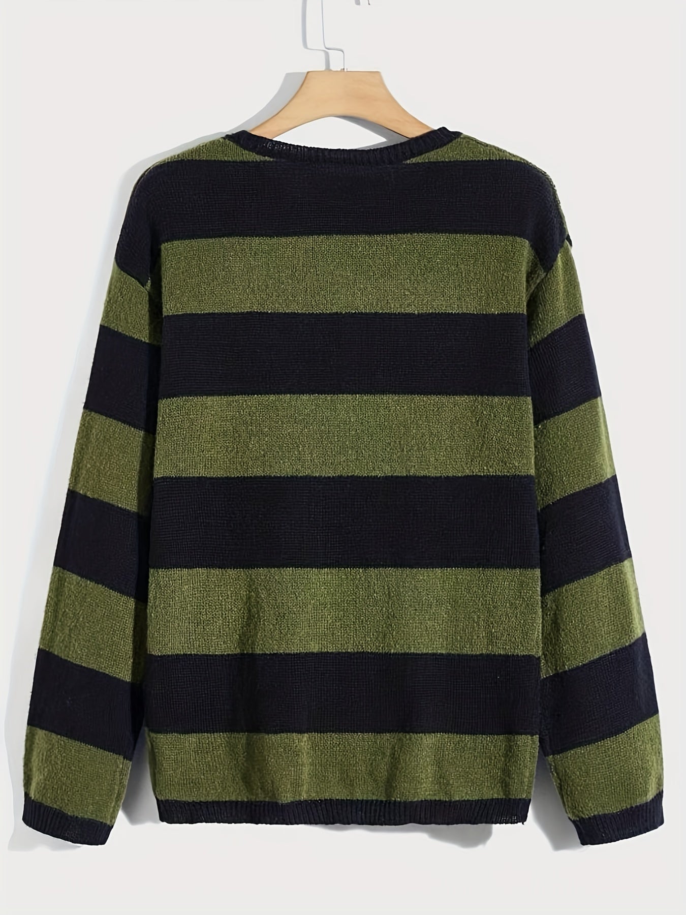 Knitted Stripe Pattern Men's Round Neck Pullover Sweater