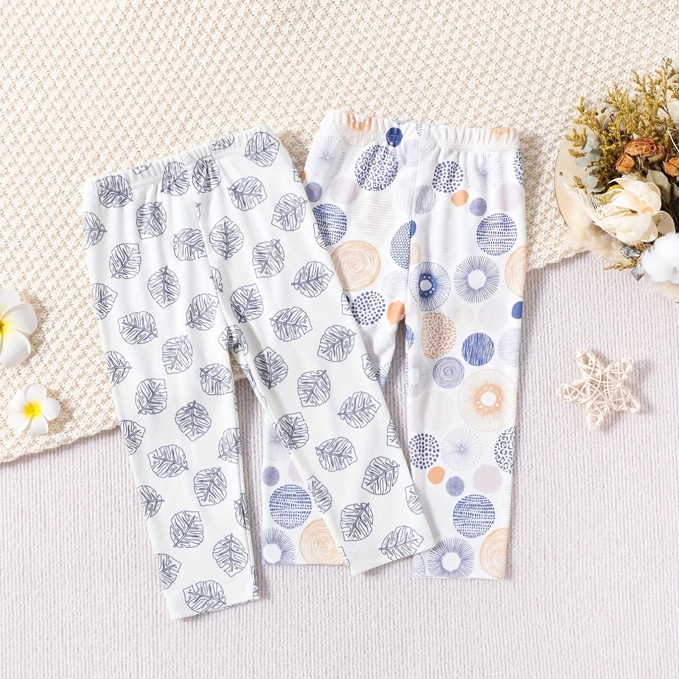 2pcs Geo Leaf Print Toddler Leggings Slim Fit Outwear