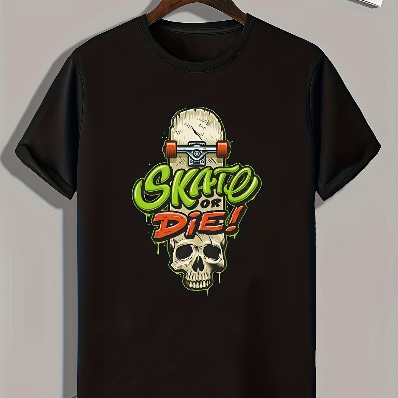 Skateboard & Skull Print Men's Tee for Summer
