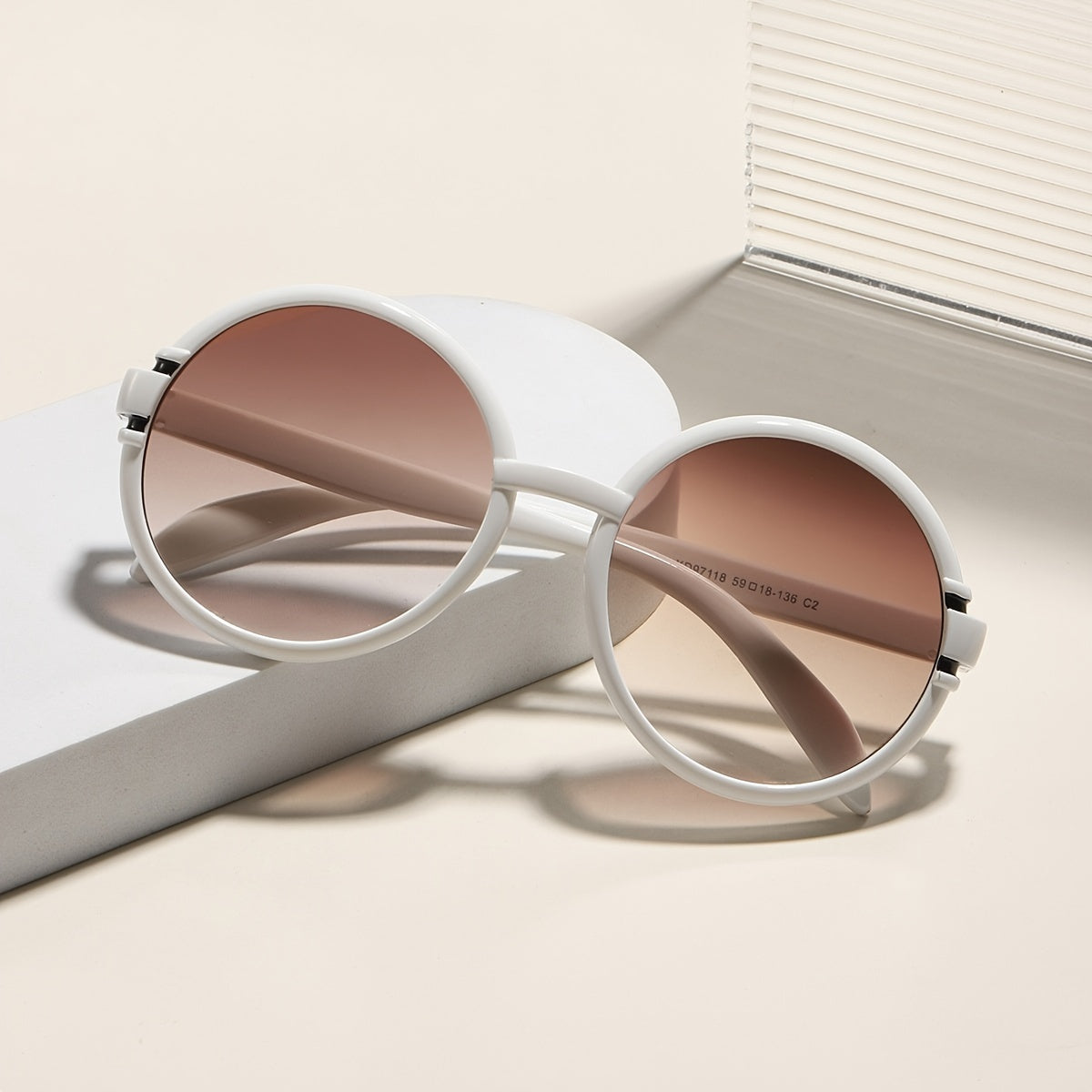 Men's Retro Round Frame Sunglasses