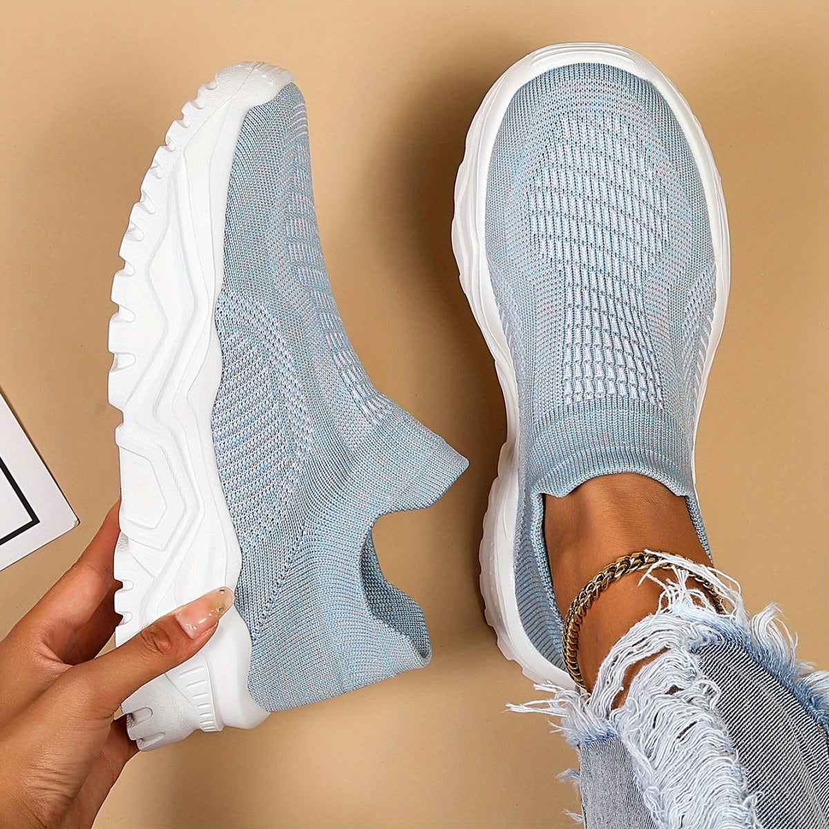 Women's Breathable Knit Sneakers Comfortable Low Top Shoes