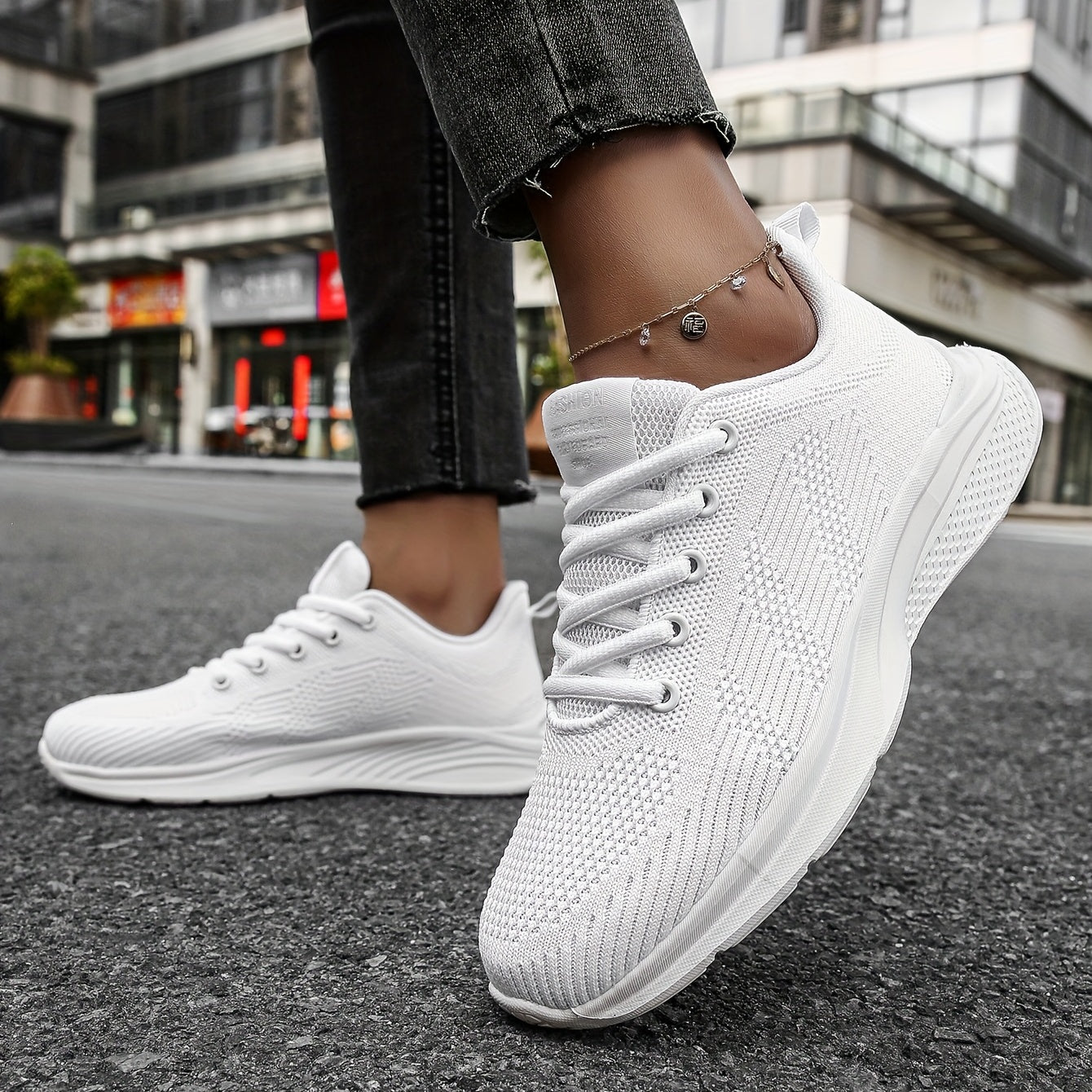 Women's Mesh Sneakers Low Top Lace Up Shoes