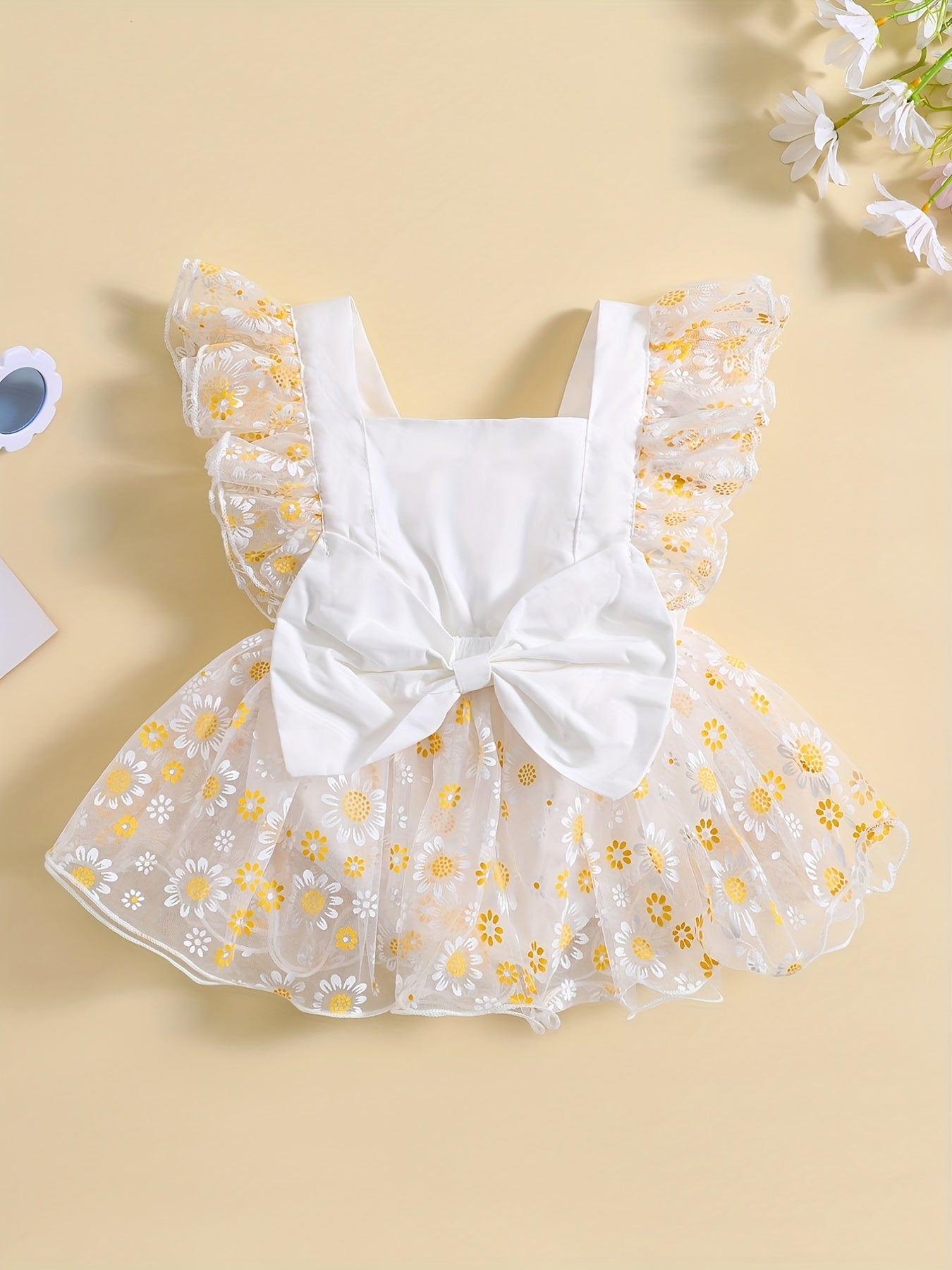 Summer Flower Princess Dress with Mesh Sleeves & Daisy Flower Decor