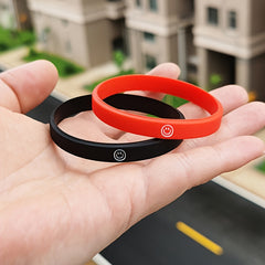 2pcs Smiling Face Bracelet Personality Wrist Band Couple's Hand Circle