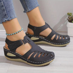 Women's Closed Toe Platform Sandals with Ankle Strap