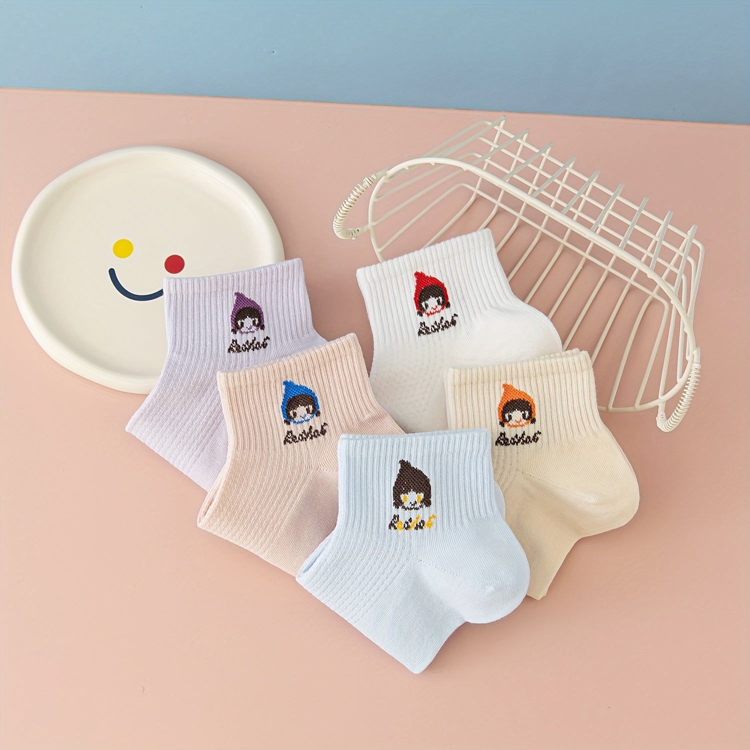 5 Pairs Cartoon Print Socks Women's Stockings & Hosiery