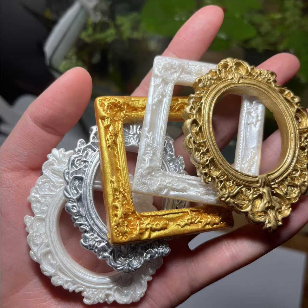 5pcs Mini Retro European Style Photo Frame Wall Decor Resin Golden and Silver