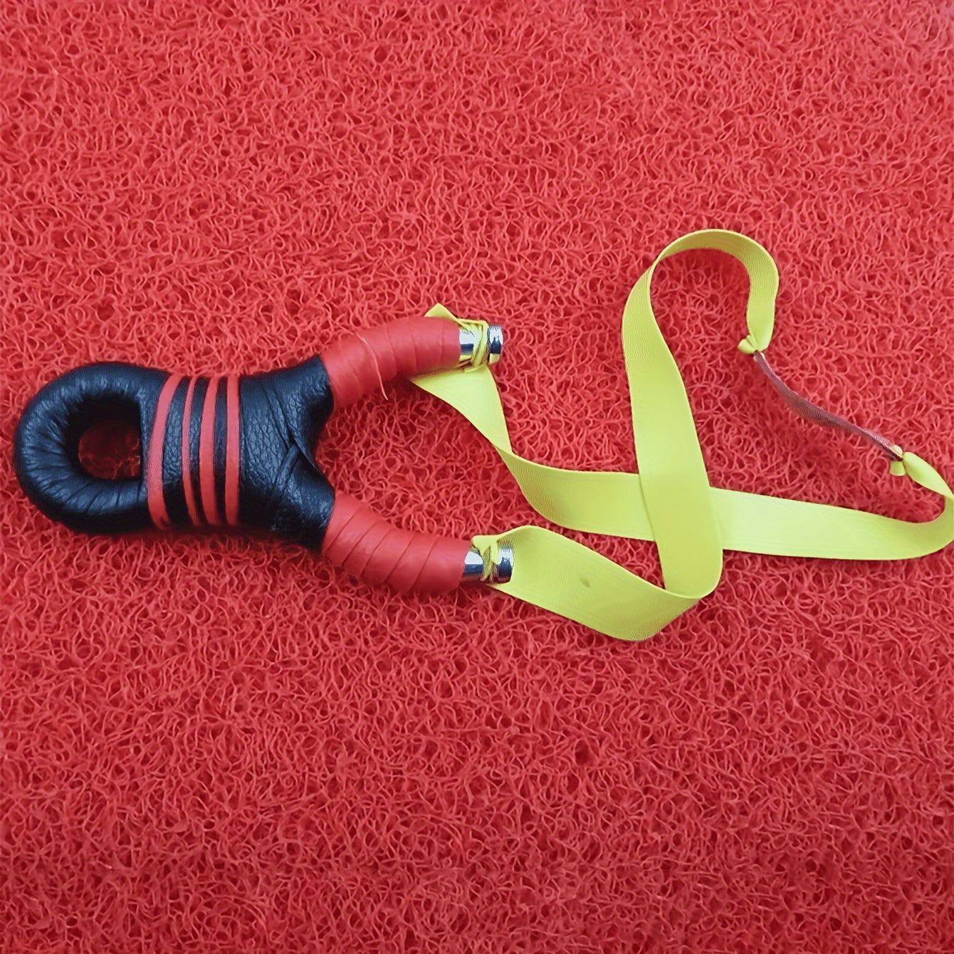 High Precision Stainless Steel Slingshot Toy for Outdoor Play
