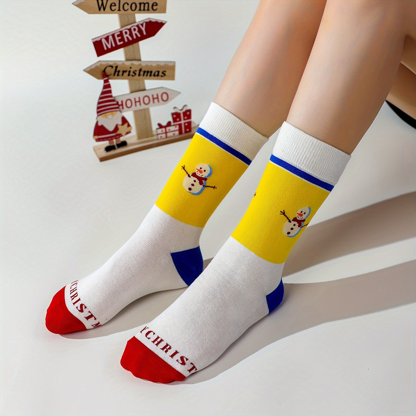 4 Pairs Christmas Print Socks Women's Mid Tube Stockings