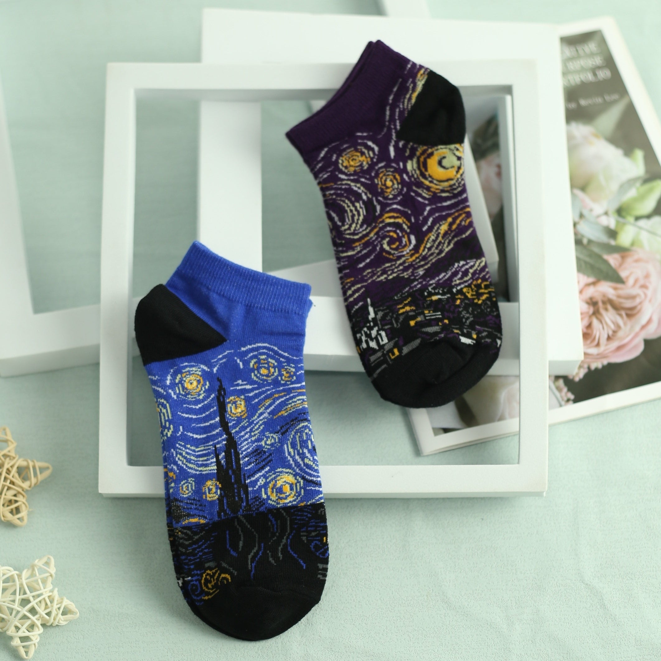 Men's Starry Night Pattern Crew Socks 2 Pairs