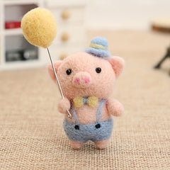 Pig Needle Felting Kit for Beginners - DIY Wool Felt Animal Set