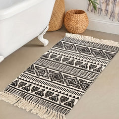 Bohemia Poppy Cotton Linen Tassel Mat with Tassel Decor
