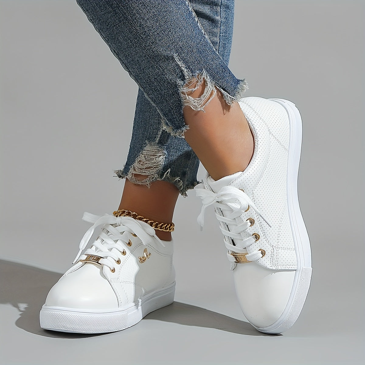 Women's Lightweight Flat Skate Shoes Low Top Sneakers