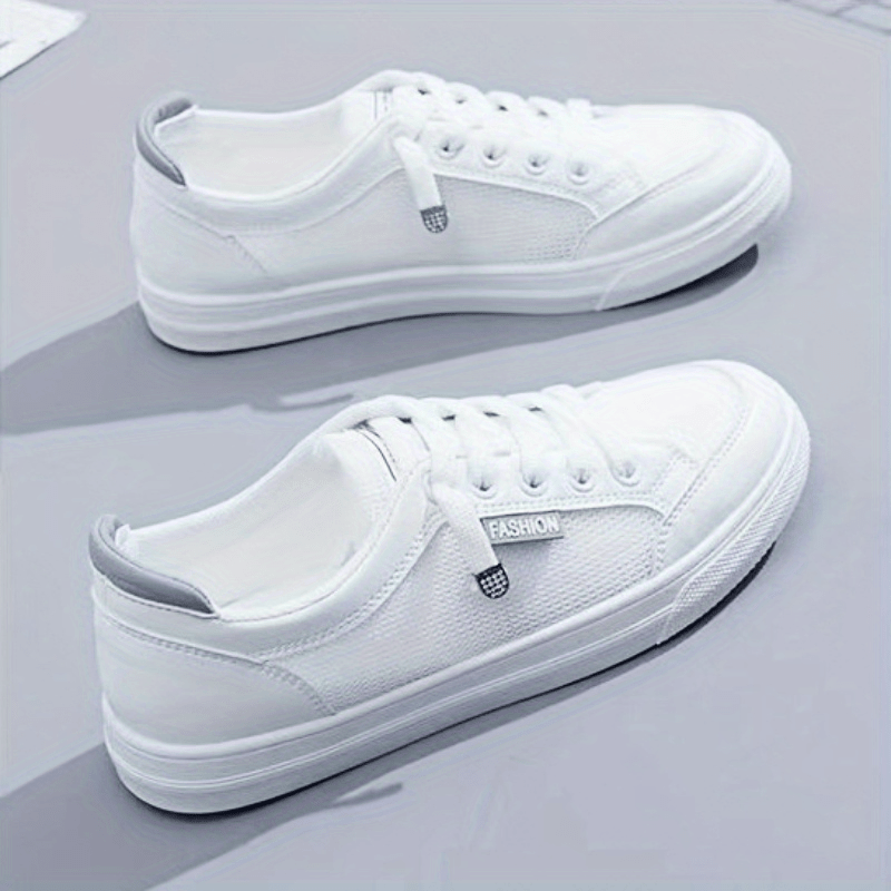 Women's Slip On Flat Sneakers Low Round Toe Mesh Breathable Shoes