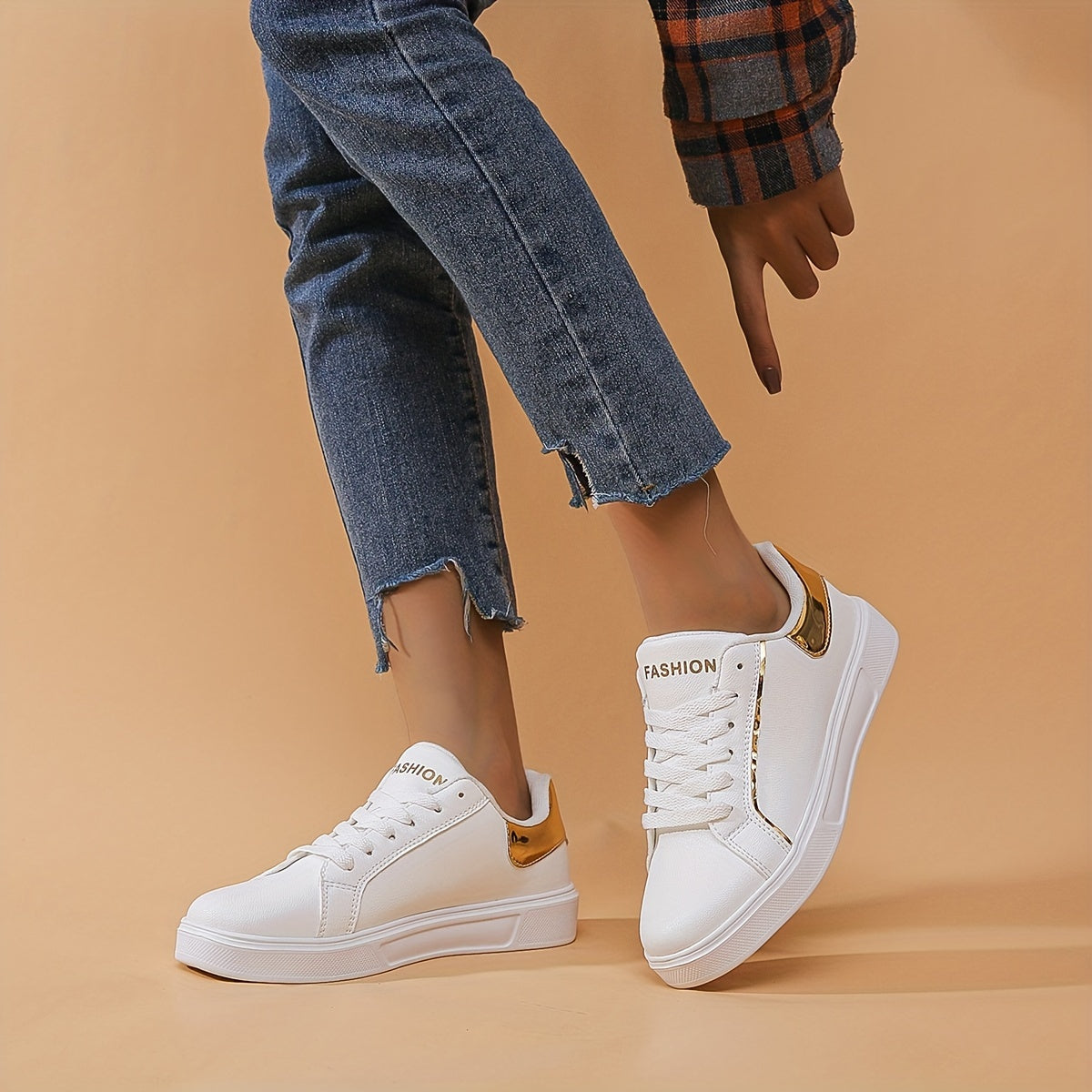 Casual Non Slip Skate Shoes Flat Lace Up Sneakers