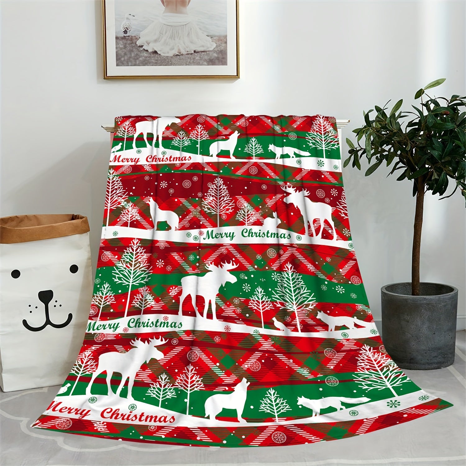 Christmas Reindeer Print Flannel Blanket Soft Warm Lightweight Blanket