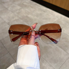 Gradient UV400 Rimless Sunglasses for Summer Travel