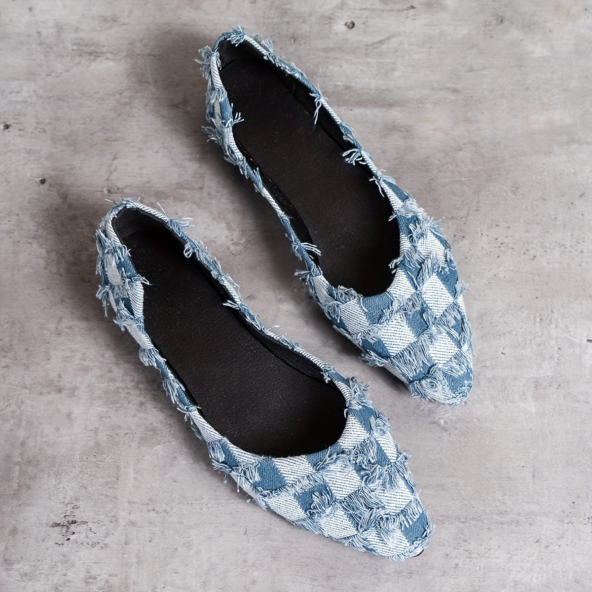 Women's Plaid Pattern Flat Shoes Point Toe Lightweight Walking Shoes