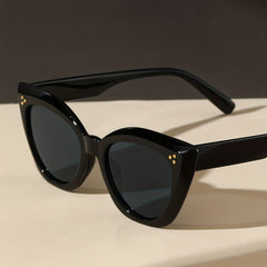 Cat Eye Sunglasses Rivet Anti Glare UV400