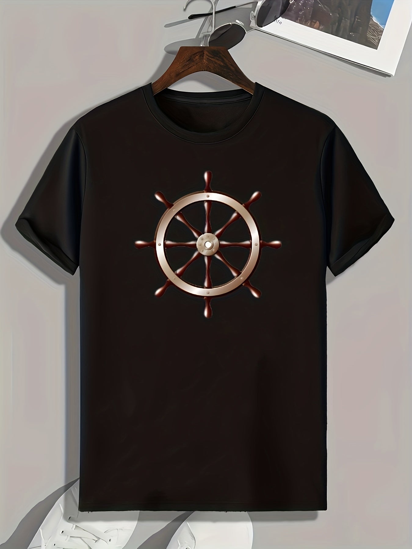 Rudder Pattern Men's Sports T-shirt Graphic Tee for Fitness