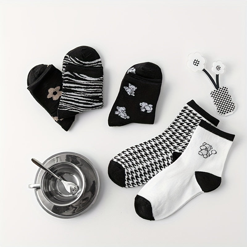 5 Pairs Cartoon Pattern Mid Tube Socks for Women