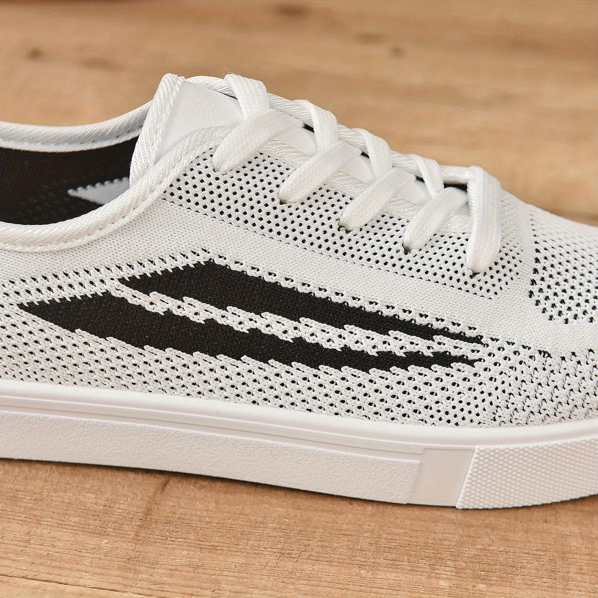 Women's Knitted Skate Shoes Low Top Sneakers
