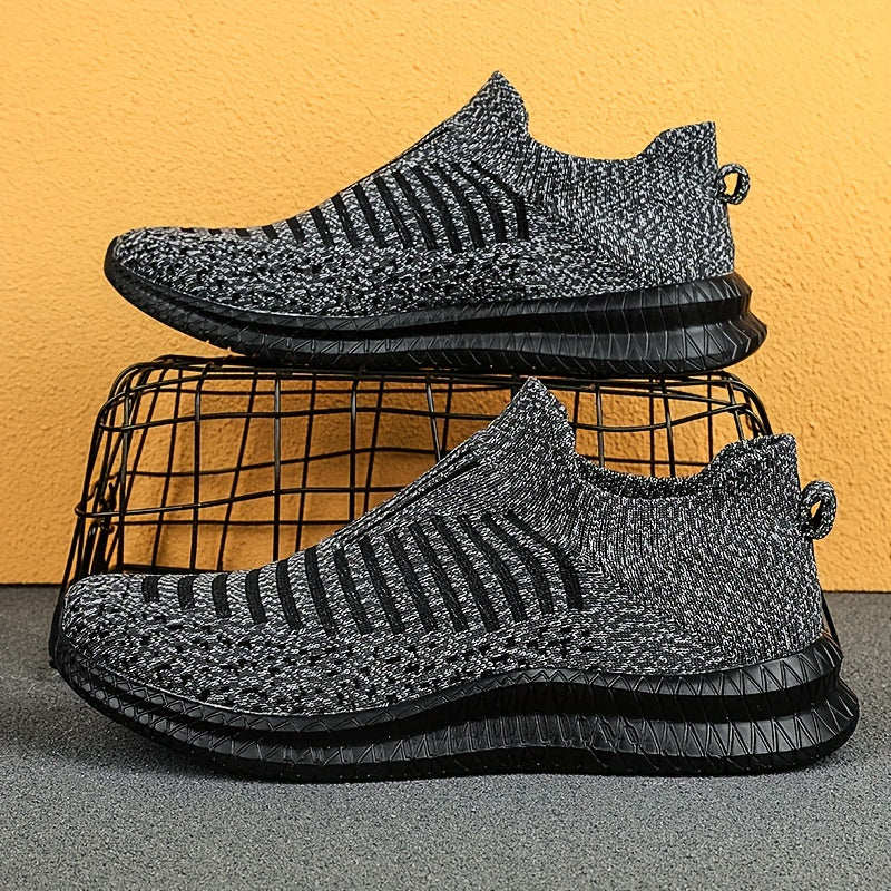 Men's Lightweight Slip On Casual Shoes For Traveling Jogging